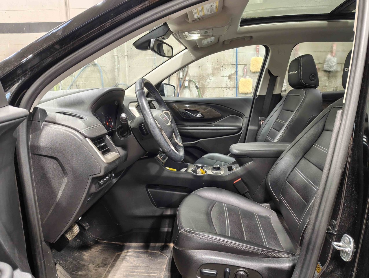 2023 GMC Terrain AWD 4dr Denali Black Sherwood Park - photo #7