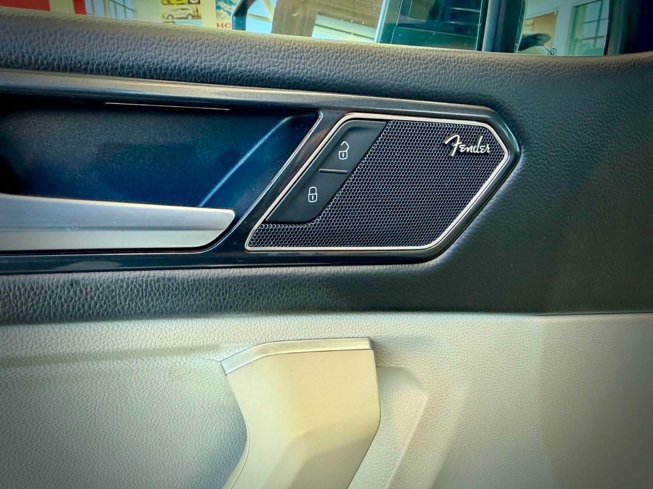 2024 Volkswagen Tiguan Blue Notre-Dame-des-Prairies - photo #20