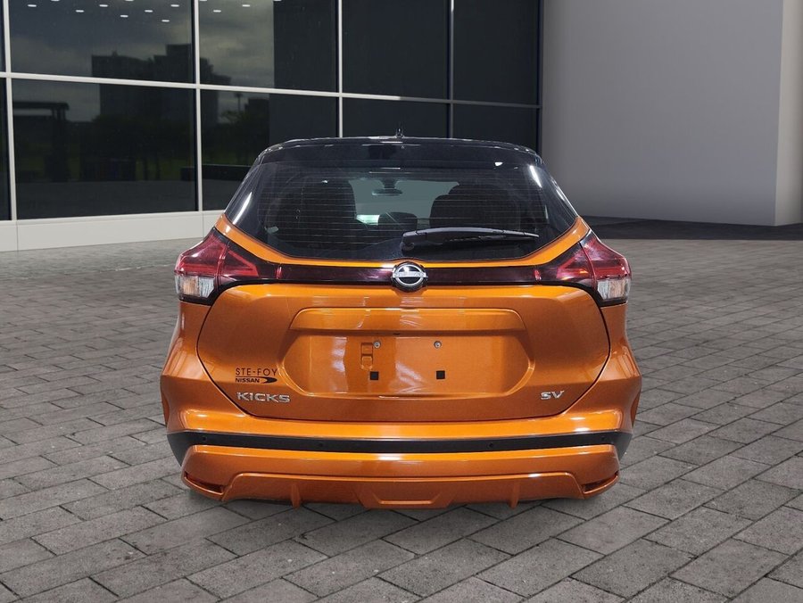 2024 Nissan Kicks SV TA 2024 Orange