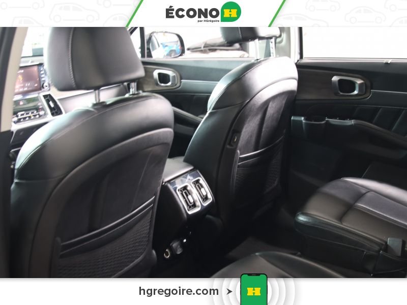 2021 Kia Sorento Grey Blainville - photo #18