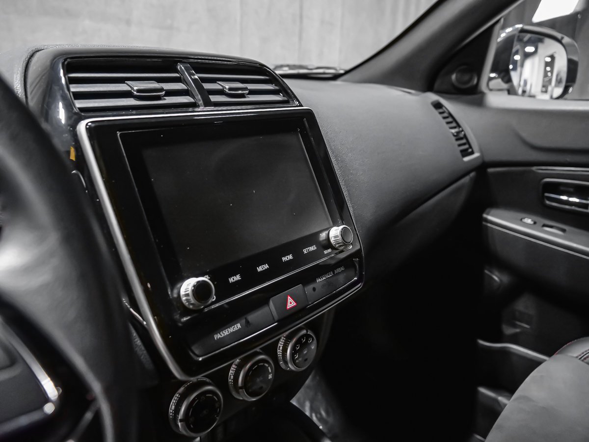 Mitsubishi RVR SEL-AWD 2021 Blanc Montréal - photo #9