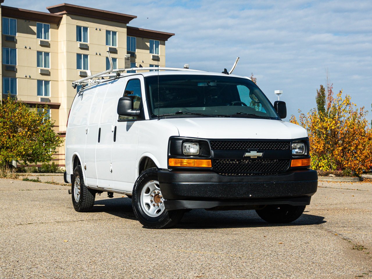 2017 Chevrolet Express Cargo Van RWD 2500 135 White Sherwood Park - photo #1