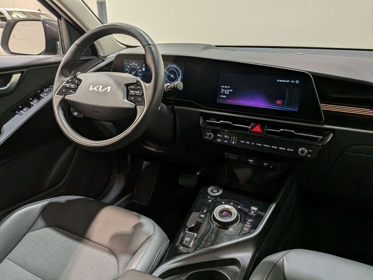 2025 Kia Niro EV Wind FWD Grey Val-David - photo #18