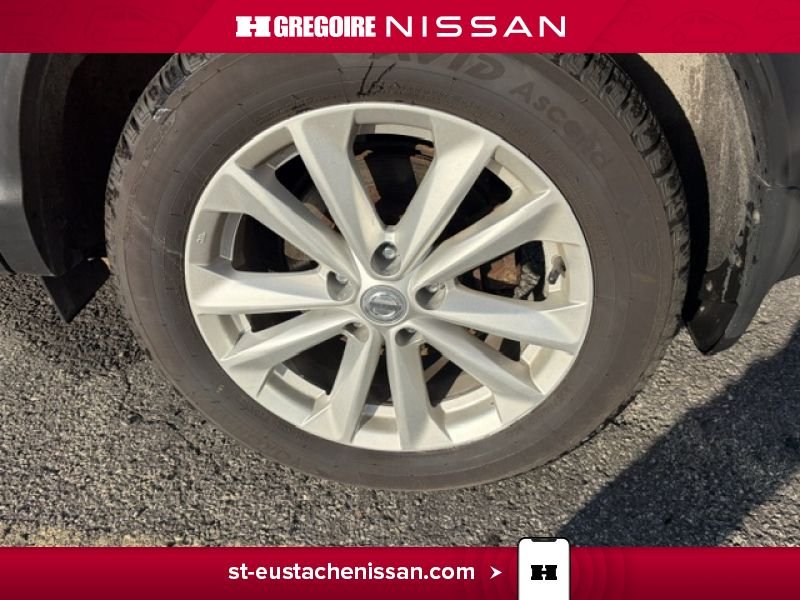 Nissan Qashqai 2017 Rouge Laval - photo #13