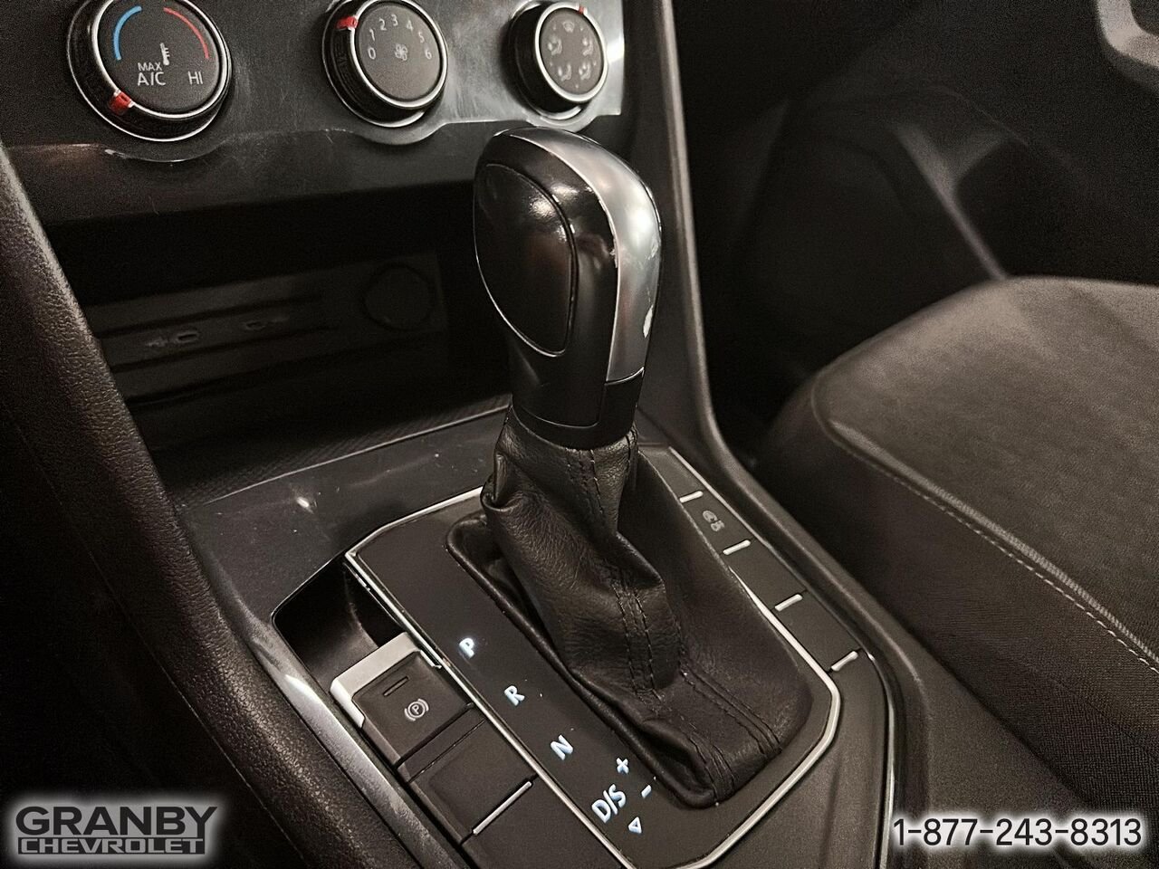 Volkswagen Tiguan Trendline TA | 25-0020A 2020 Blanc Granby - photo #18
