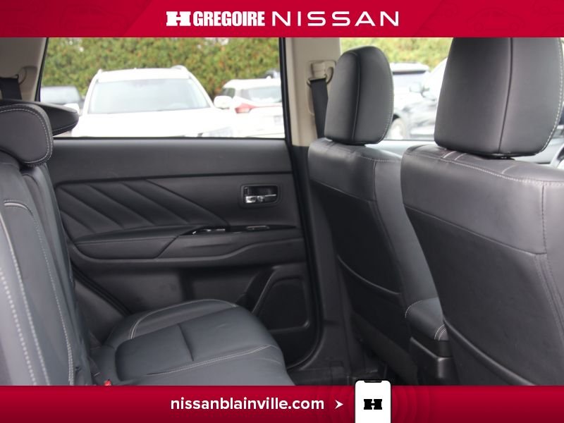 2018 Mitsubishi Outlander Plug-In Hybrid Silver Blainville - photo #24