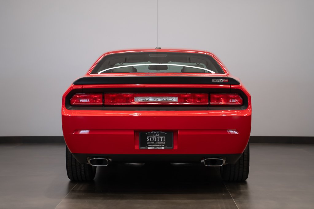 Dodge Challenger Coupé 2 portes SRT8 MANUAL *PRICE IN USD* 2010 Rouge Kirkland - photo #5