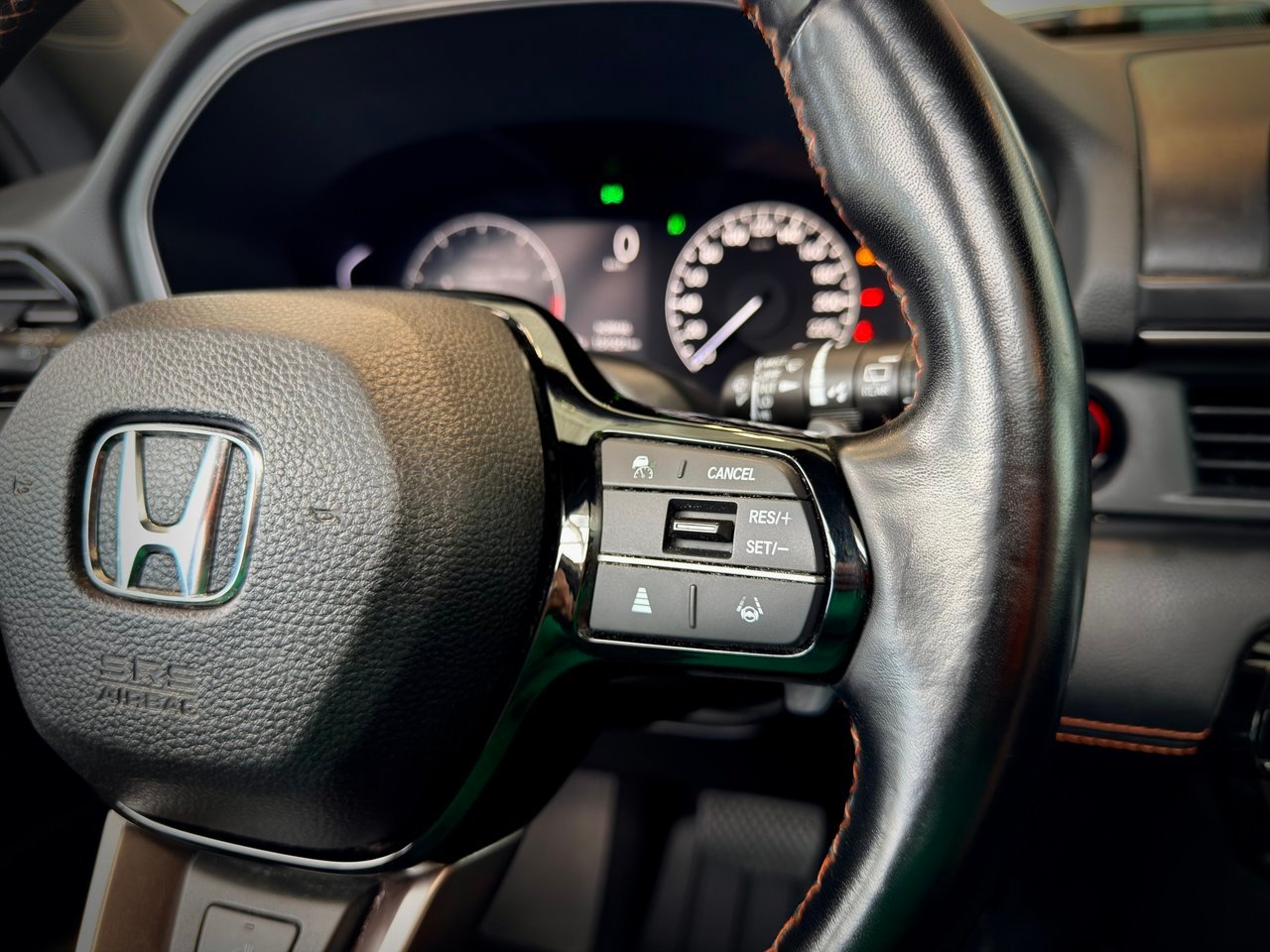 2023 Honda Pilot White Notre-Dame-des-Prairies - photo #27