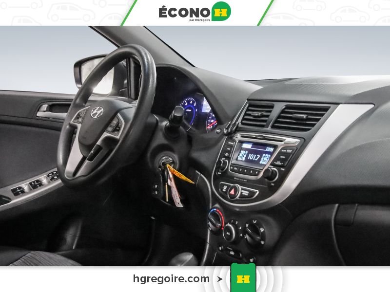 2016 Hyundai Accent Black Saint-Eustache - photo #16
