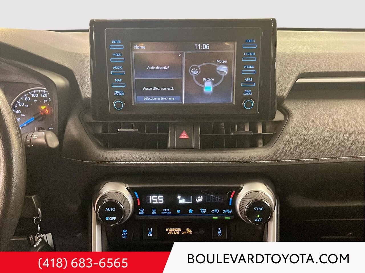 Toyota RAV4 100292A-70 | HYBRIDE, LE, AWD 2022 Argent Québec - photo #11