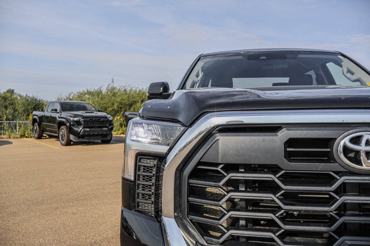 2024 Toyota Tundra 4x4 Crewmax SR Black Sherwood Park - photo #10