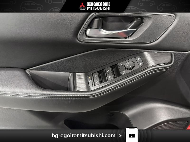 2024 Nissan Rogue Red Laval - photo #12