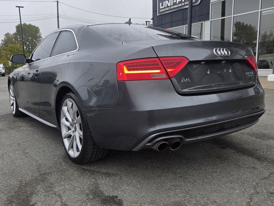 Audi A5 Coupé 220 HP + AWD 2014 Gris