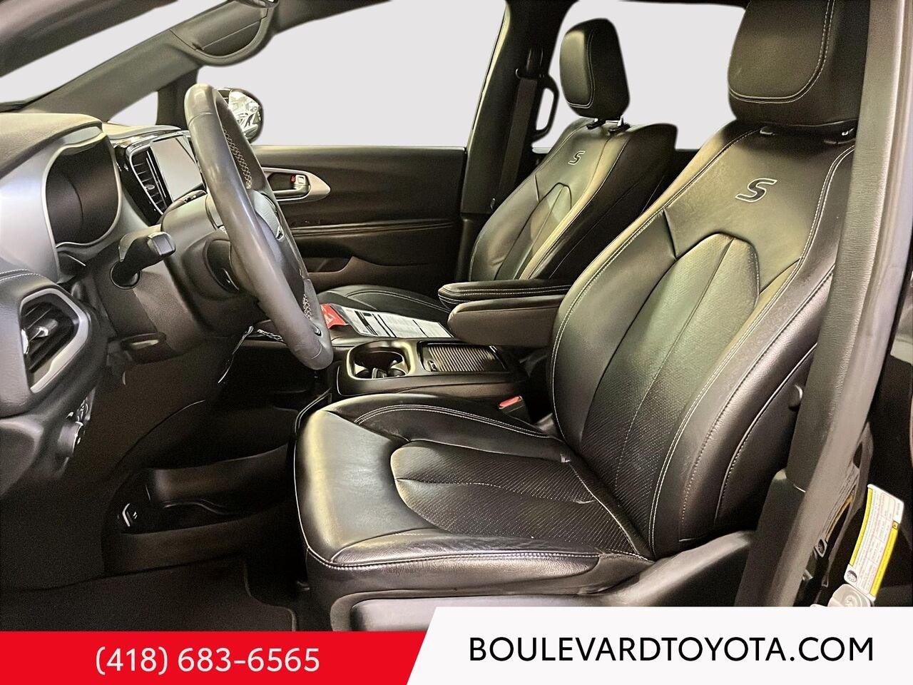 2022 Chrysler Pacifica 100232A-096 | Touring L TA Black Québec - photo #8