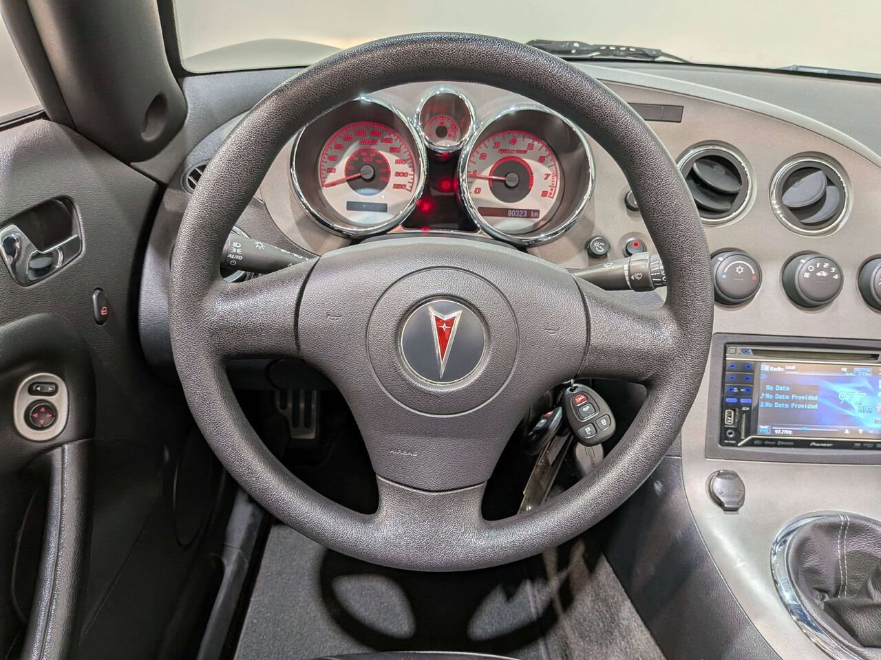 2007 Pontiac Solstice 2dr Convertible Black Val-David - photo #10