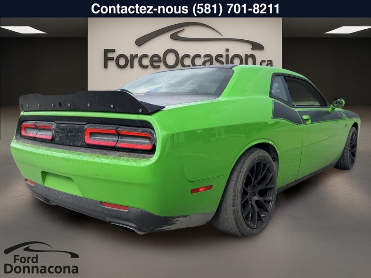 2017 Dodge Challenger Green  - photo #10