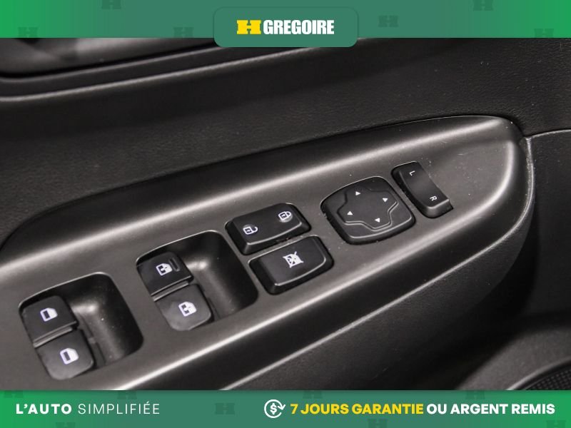 2023 Hyundai Kona Grey Laval - photo #13