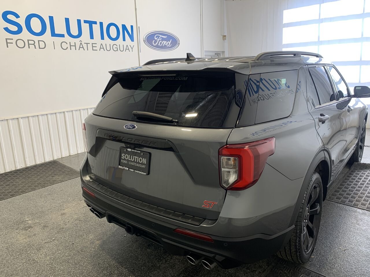2024 Ford Explorer ST EXPLORER ST 4WD Grey Châteauguay - photo #6