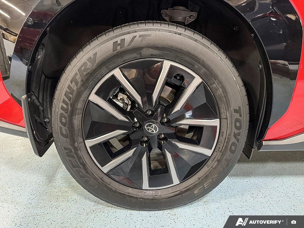 2026 Toyota bZ S2660942 | XLE Red Edmonton - photo #5