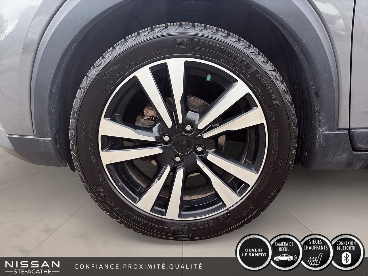 Nissan Kicks SV TA | 75 640 KM | CAMÉRA DE RECUL | CLIMATISATION AUTOMATIQUE | ACCÈS SANS CLÉ 2019 Gris Saint-Jérôme - photo #6