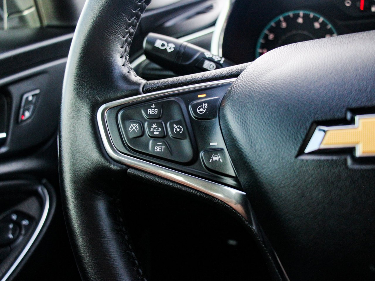 2019 Chevrolet Malibu 4dr Sdn LT w/1LT Black Sherwood Park - photo #18