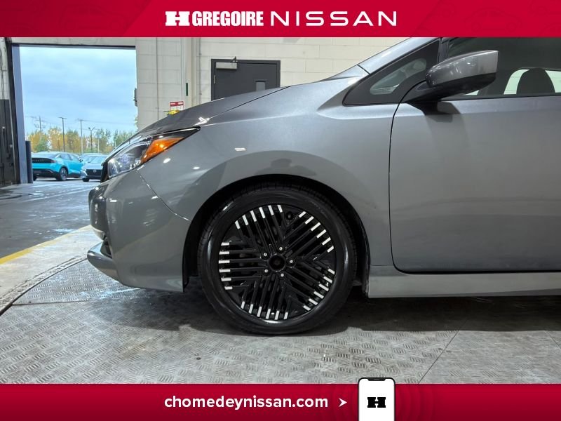 2024 Nissan Leaf Grey Laval - photo #11