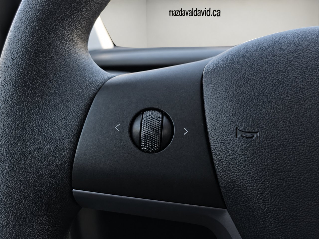 Tesla Model Y Longue autonomie PA 2024 Noir Val-David - photo #18