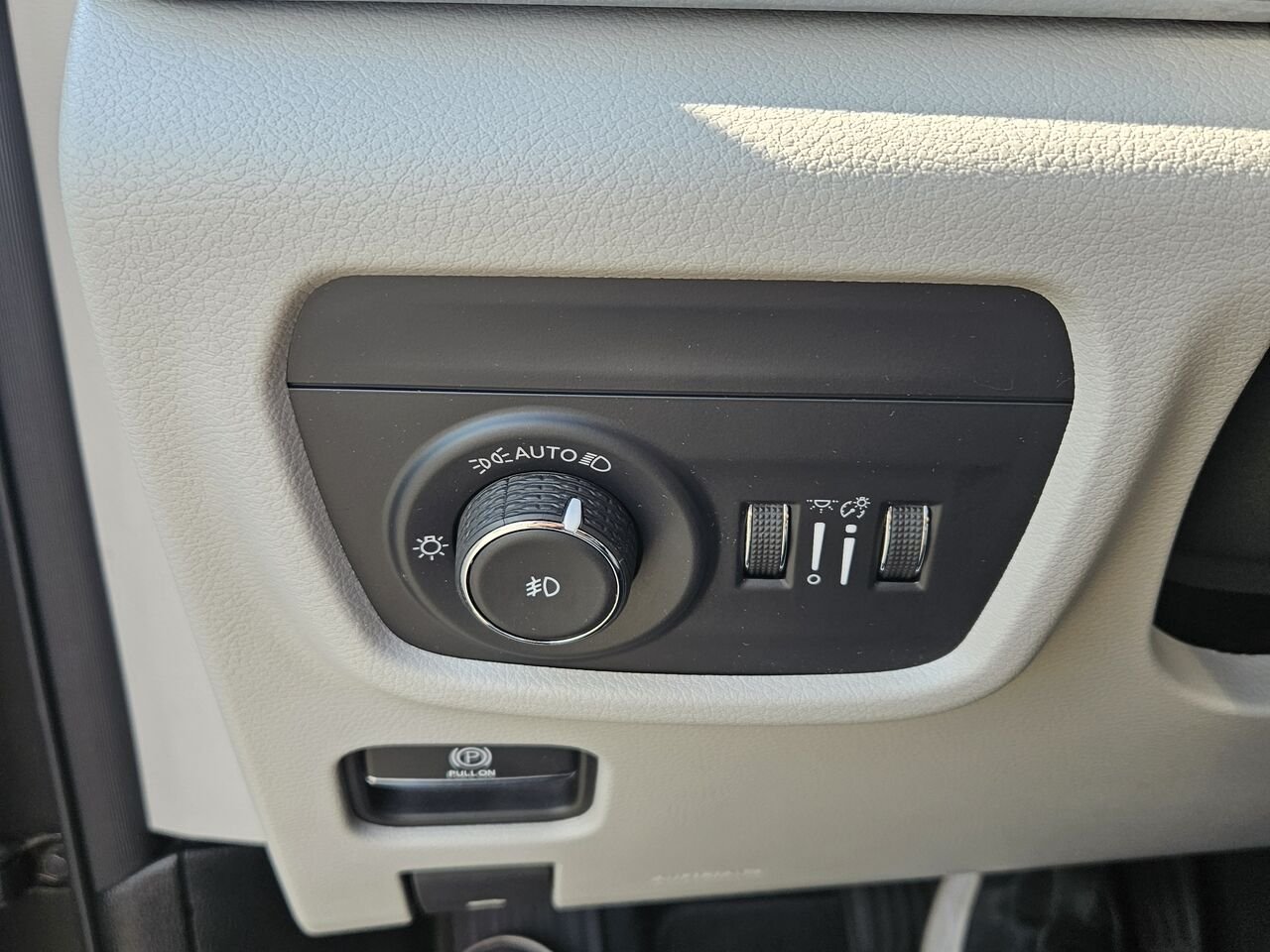 2023 Jeep Grand Cherokee Overland 4x4 Grey Thetford Mines - photo #12