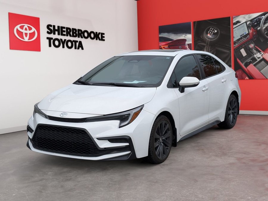 2023 Toyota Corolla SE/SIÈGES CHAUFFANTS/VOLANT CHAUFFANT/TOIT OUVRANT/AC/BLUETOOTH/CAMERA DE RECUL White