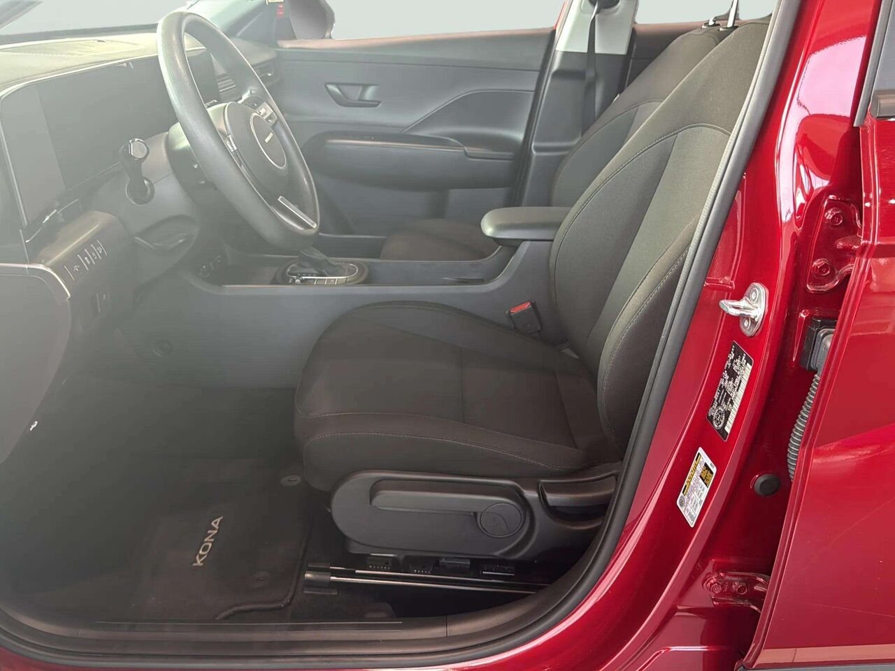 Hyundai Kona 2.0L Essential TI 2024 Rouge Gatineau - photo #20