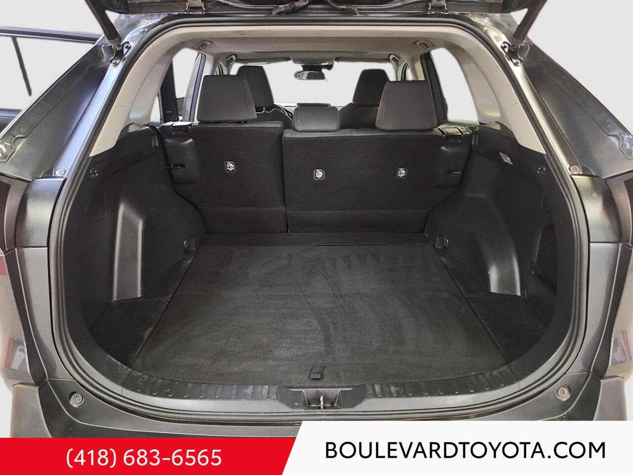 2021 Toyota RAV4 100111A-2 | XLE, AWD Grey Québec - photo #19