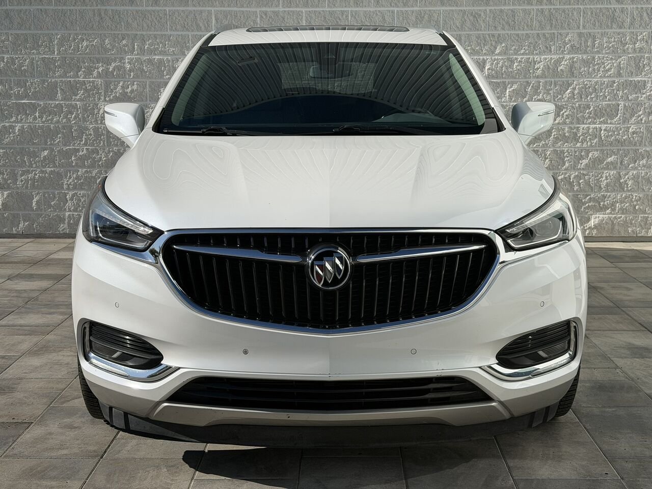 2018 Buick Enclave PREMIUM AWD 7 PASSAGERS White Laval - photo #1
