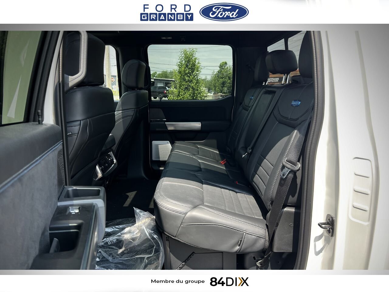 Ford Super Duty F-250 SRW 2025 Blanc Granby - photo #37