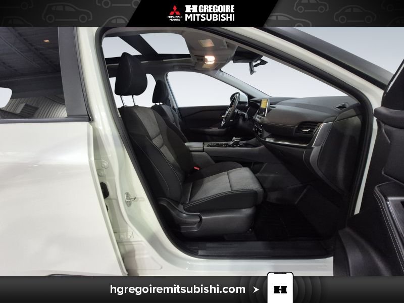 2024 Nissan Rogue White Blainville - photo #16