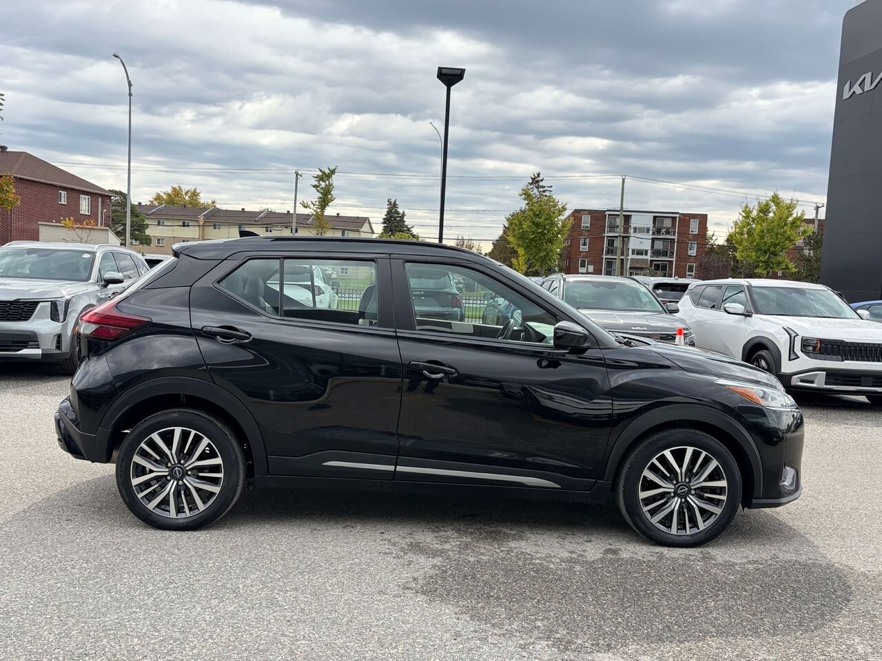 Nissan Kicks 2023 Noir Gatineau - photo #6