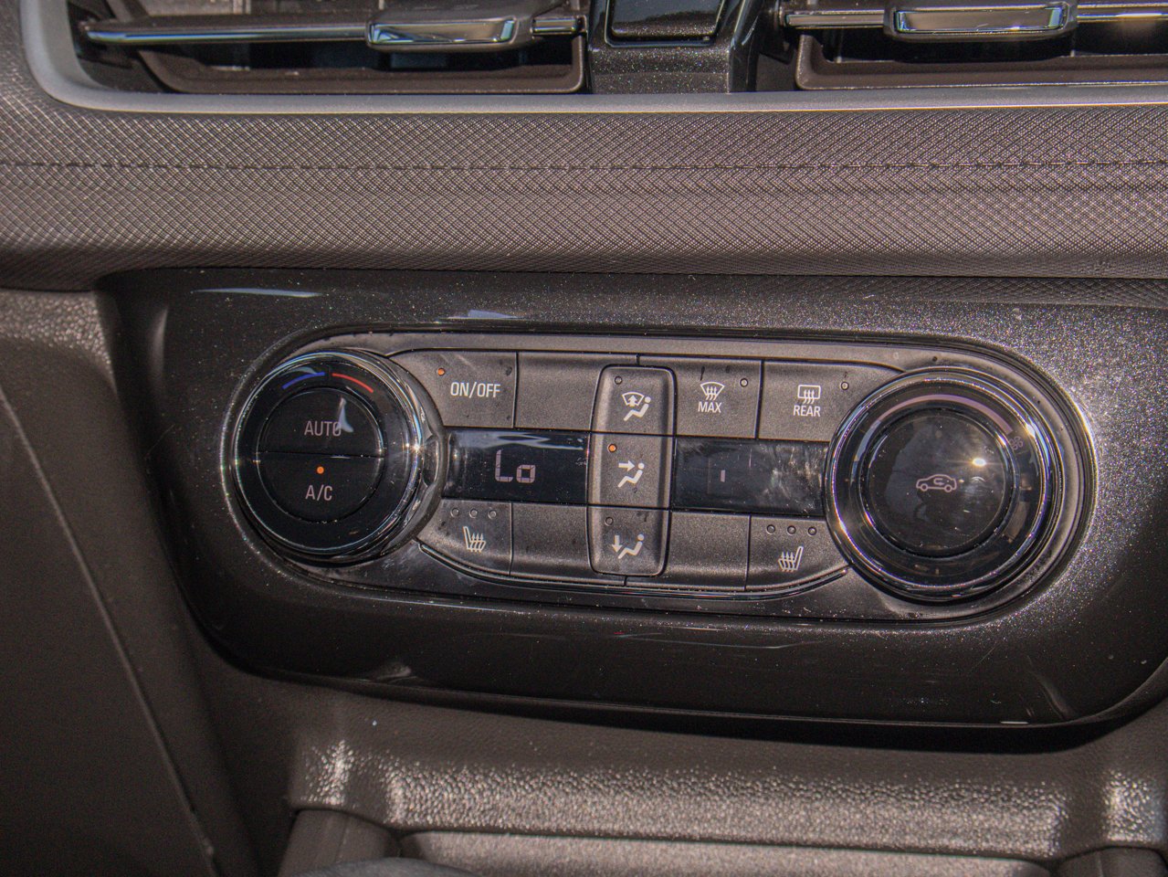 2024 Chevrolet Trailblazer AWD 4dr LT Grey Sherwood Park - photo #28