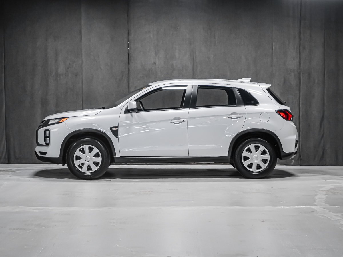 Mitsubishi RVR ES FWD CARPLAY CAMÉRA SIÈGES CHAUFFANTS 2025 Gris Montréal - photo #2