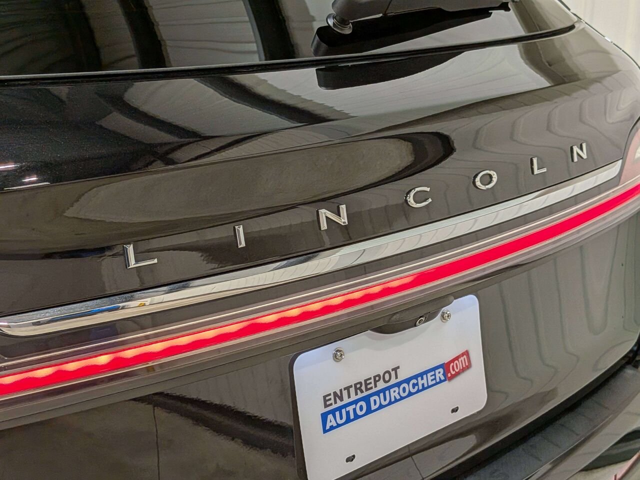 2022 Lincoln Nautilus Reserve AWD Black Val-David - photo #38