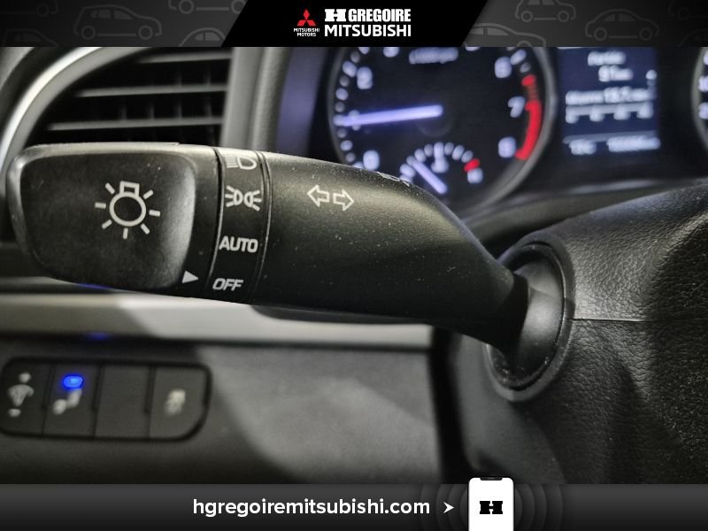2018 Hyundai Elantra Black Blainville - photo #19