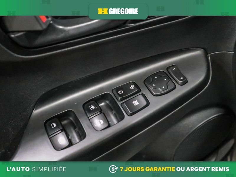 2022 Hyundai Kona Grey Blainville - photo #15