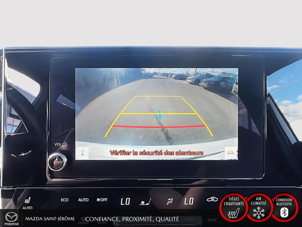 Subaru Solterra AWD | 100 % ÉLECTRIQUE | APPLE CARPLAY | EYESIGHT | DÉMARREUR À DISTANCE 2023 Blanc Saint-Jérôme - photo #19