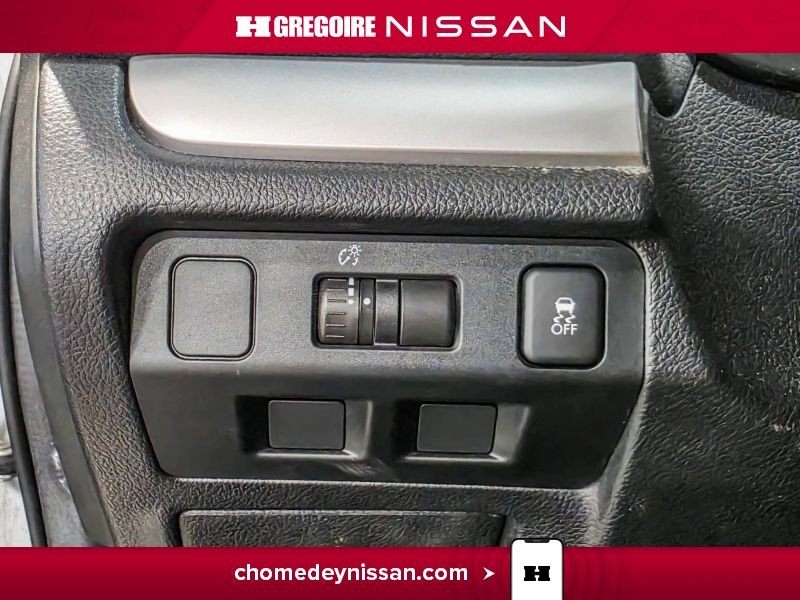 Subaru Forester CA7240 | Manuelle * Bluetooth * Bancs Chauffants * 2015 Argent Laval - photo #21