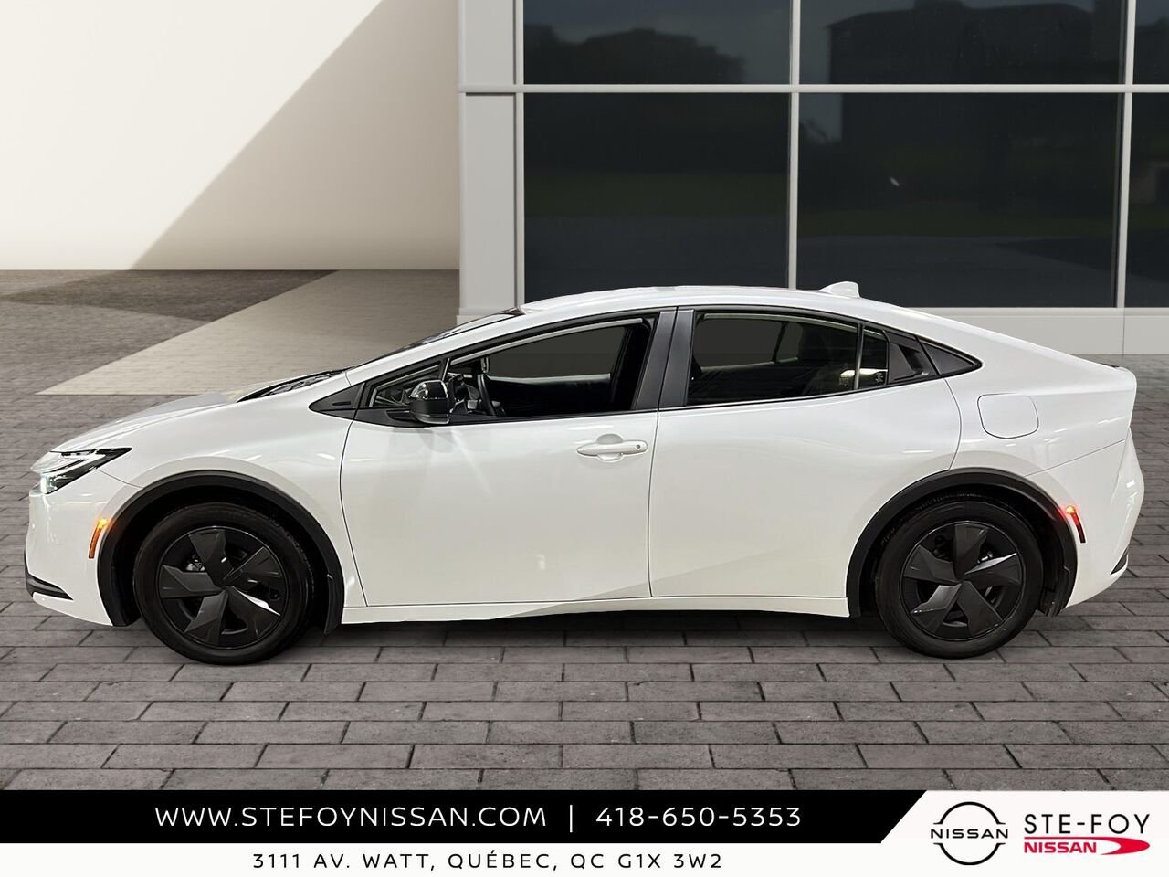 2025 Toyota Prius PLUG-IN hybride SE White Ste-Foy - photo #21