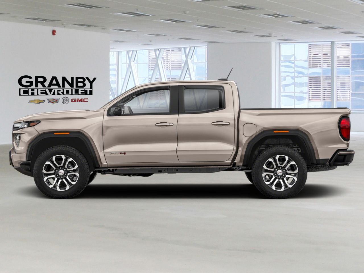 GMC Canyon CANYON 4WD CREW CAB AT4 SHORT BOX (4SG) | 26-1028 2026 Dune littorale Granby - photo #2