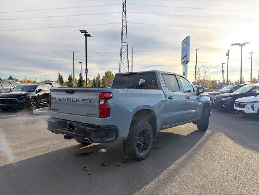2025 Chevrolet Silverado 1500 Custom Trail Boss 5.3L Z71 | Dark Essentials Package Grey