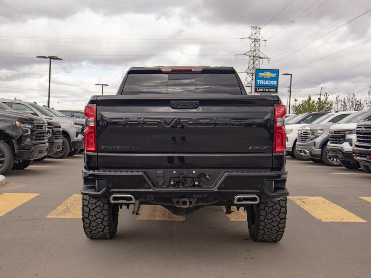2024 Chevrolet Silverado 1500 4WD Crew Cab 147 RST Black Sherwood Park - photo #8