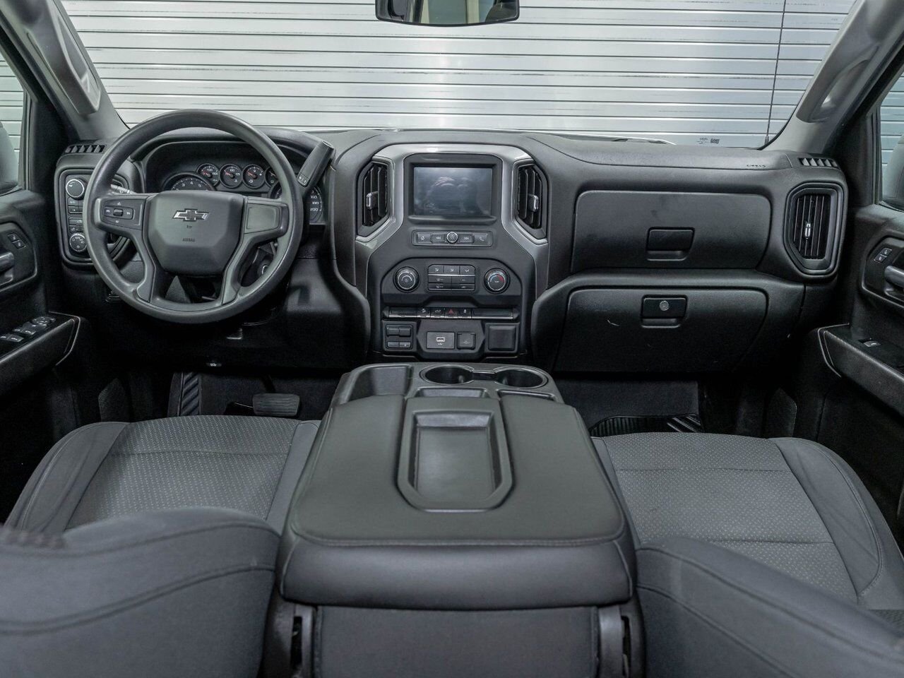 Chevrolet Silverado 1500 CUSTOM TRAIL BOSS CREW V8 4X4 *GR. REMORQ* CARPLAY 2019 Blanc Saint-Jérôme - photo #10