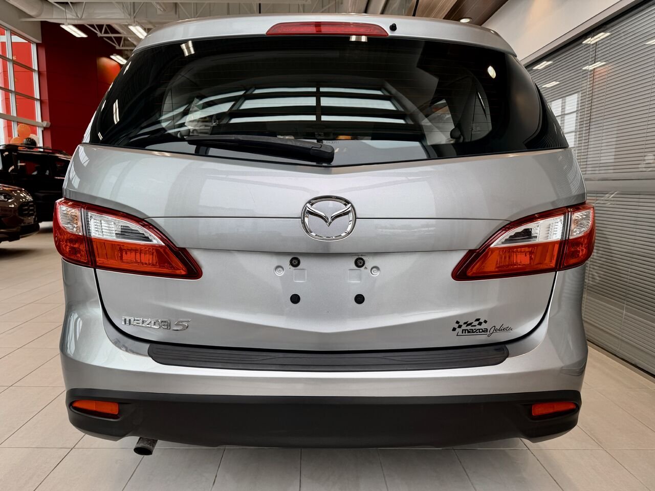 2014 Mazda Mazda5 Silver Notre-Dame-des-Prairies - photo #7