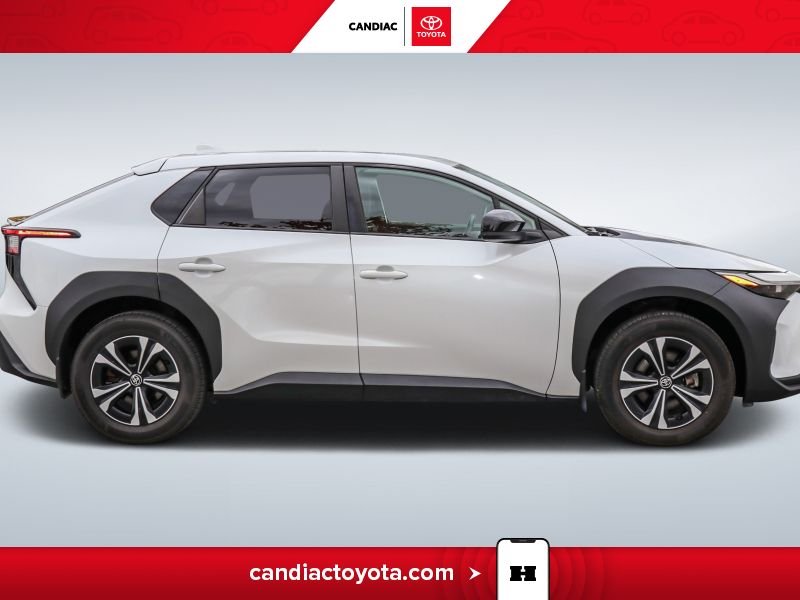 2023 Toyota BZ4X White Laval - photo #10