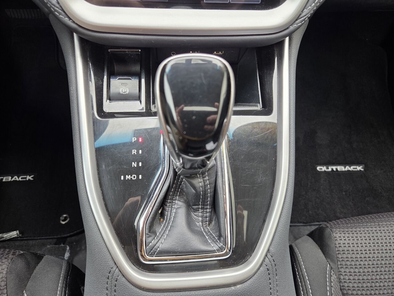 2021 Subaru OUTBACK TOURING White Mont-Laurier - photo #18